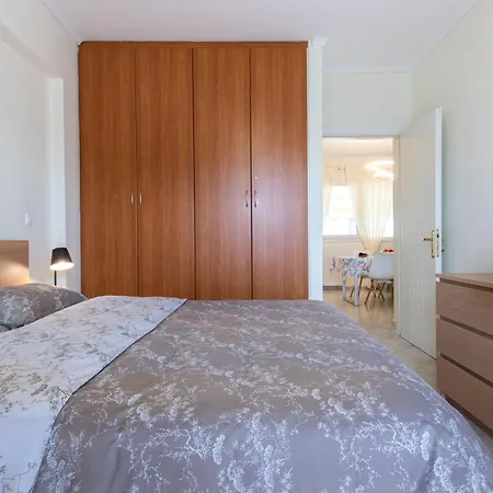 Bright Skg Apartment