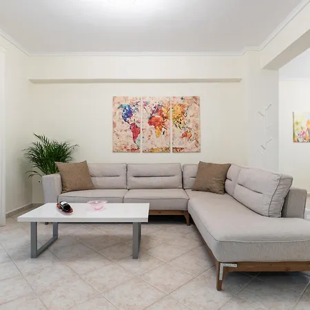 Bright Skg Apartment