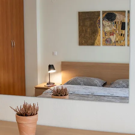 Bright Skg شقة سالونيك